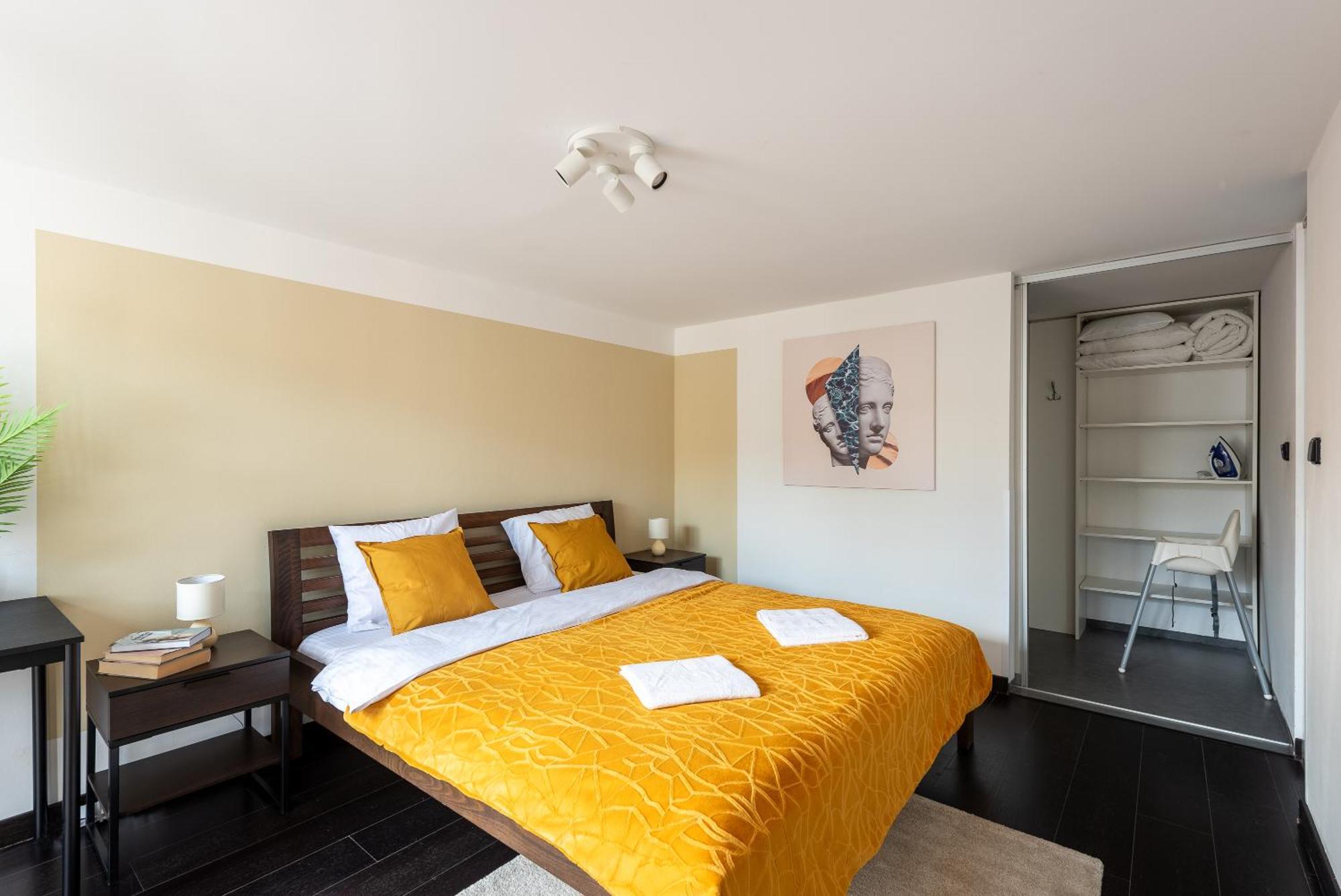 Apartments With Large Balcony, Parking Praha Exteriér fotografie