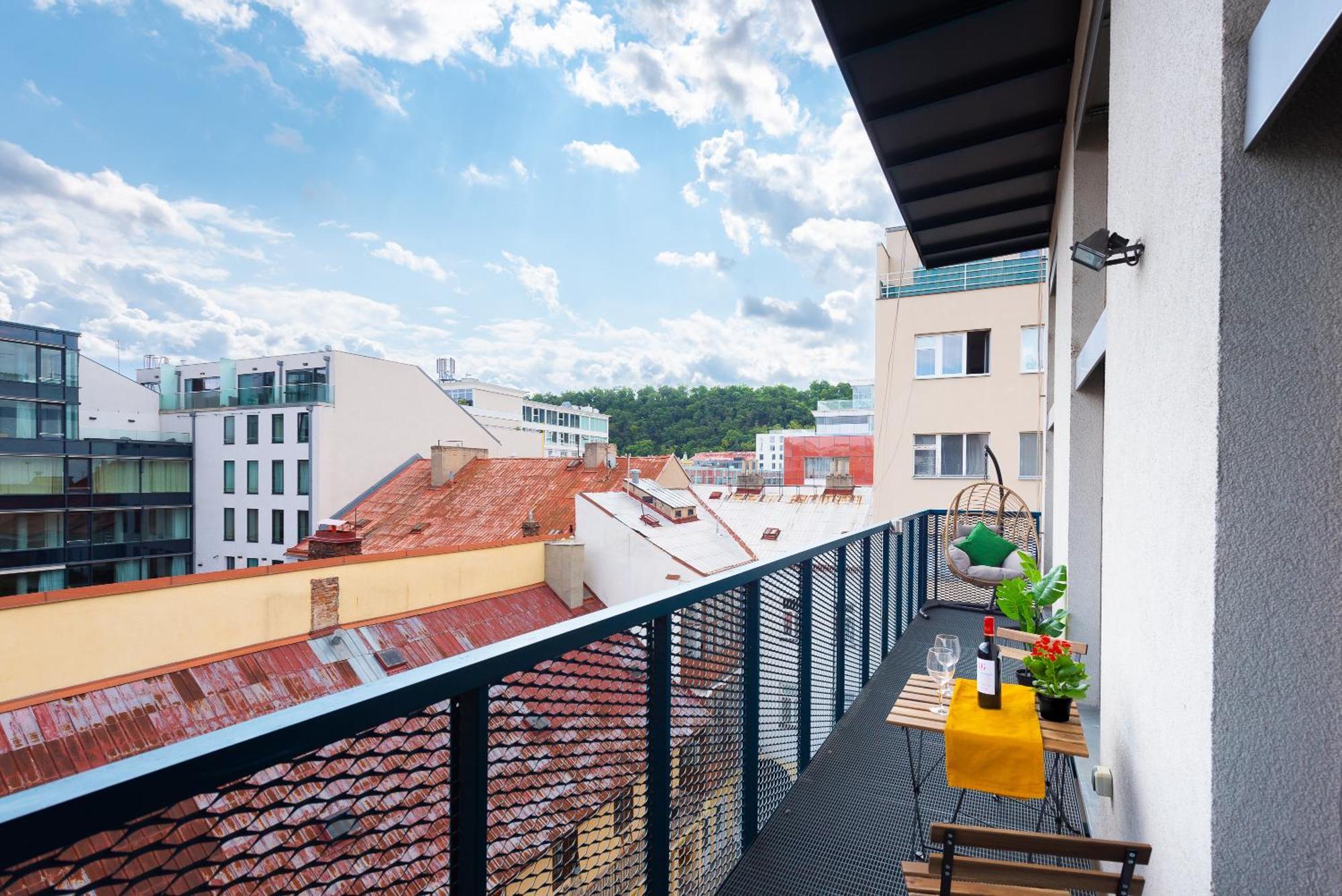 Apartments With Large Balcony, Parking Praha Exteriér fotografie